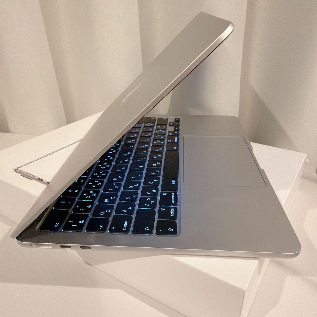 13インチ MacBook Air M3 SSD256GB メモリ16GB