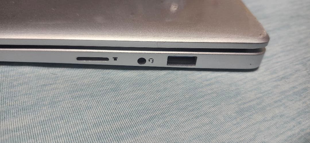 初心者向け✨Windows11✨ノートパソコン SSD オフィス付き WIFI