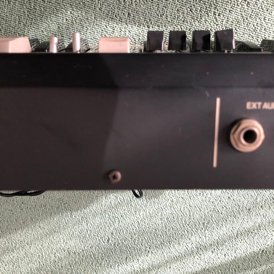 マ*ド様 Roland RS-09 ビンテージ