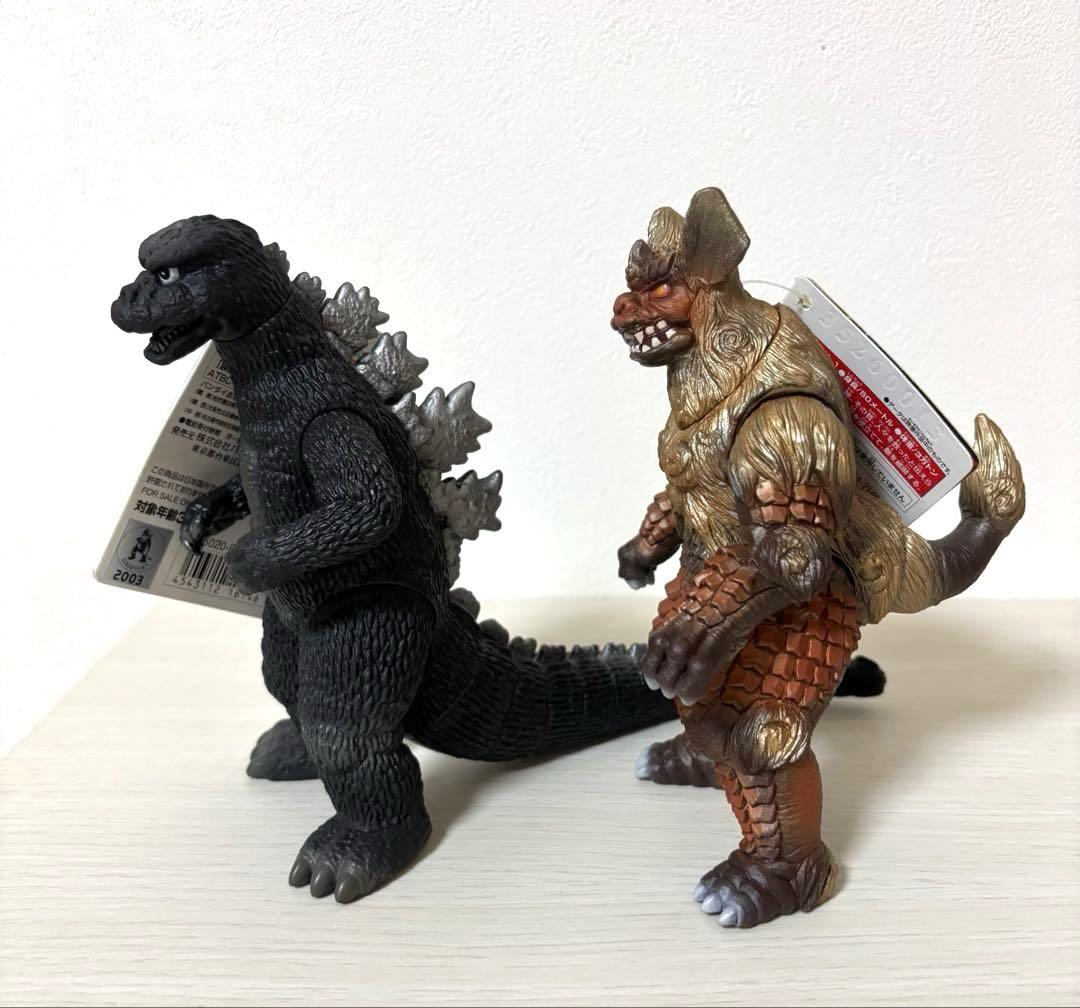 ゴジラ 1974 & キングシーサー ムービーモンスターシリーズ 2004年