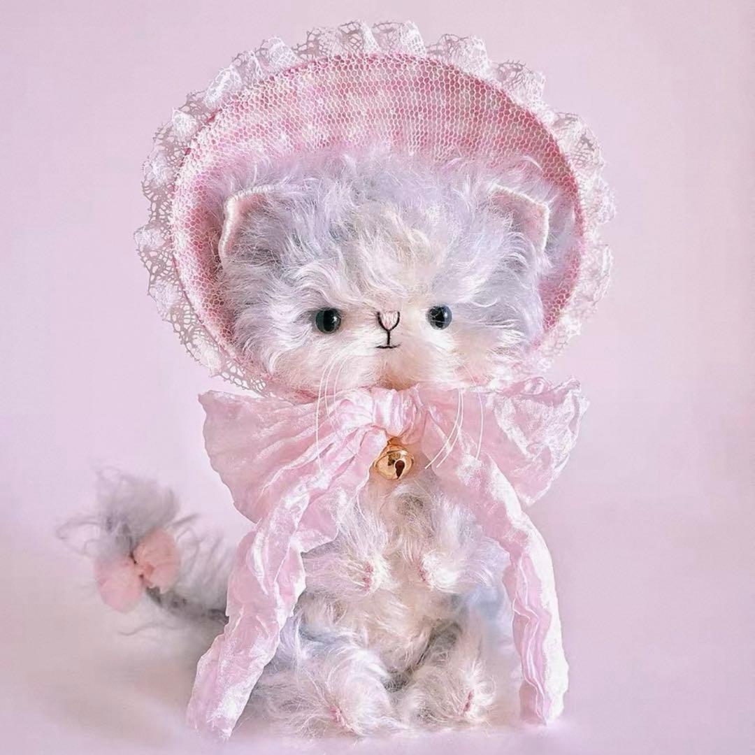 ボンネット帽子の甘い猫ちゃん アーティストベア 海外作家様 ハンドメイド