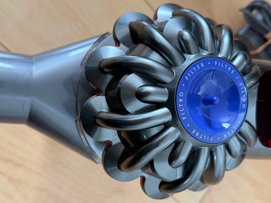 ダイソン掃除機v8sv10洗浄済み