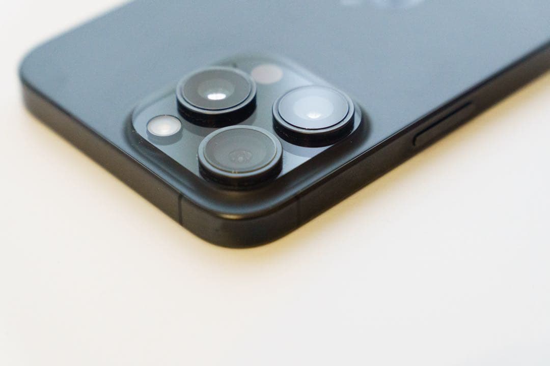 iPhone 15 Pro Max 256GB SIMフリー ブラックチタニウム