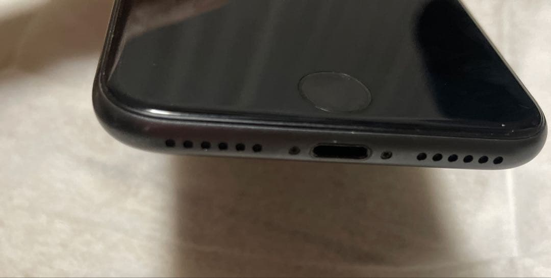 Apple iPhone8 ブラック64GB 本体のみ　SIMフリー