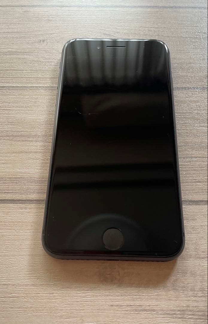 Apple iPhone8 ブラック64GB 本体のみ　SIMフリー