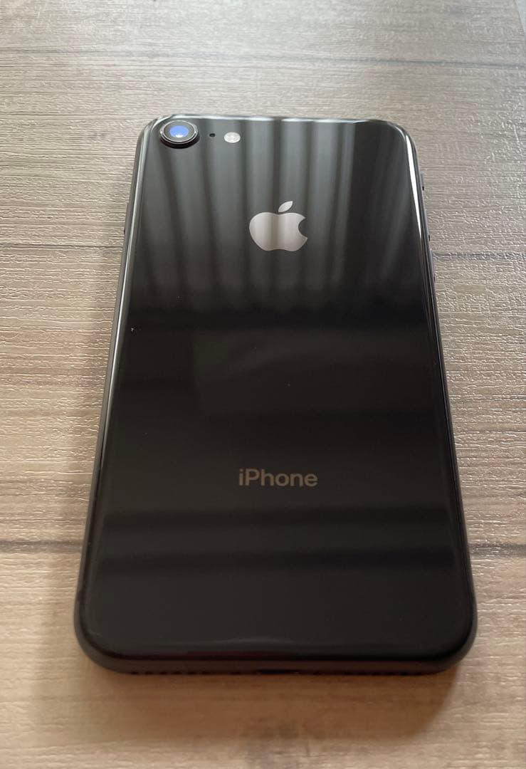 Apple iPhone8 ブラック64GB 本体のみ　SIMフリー