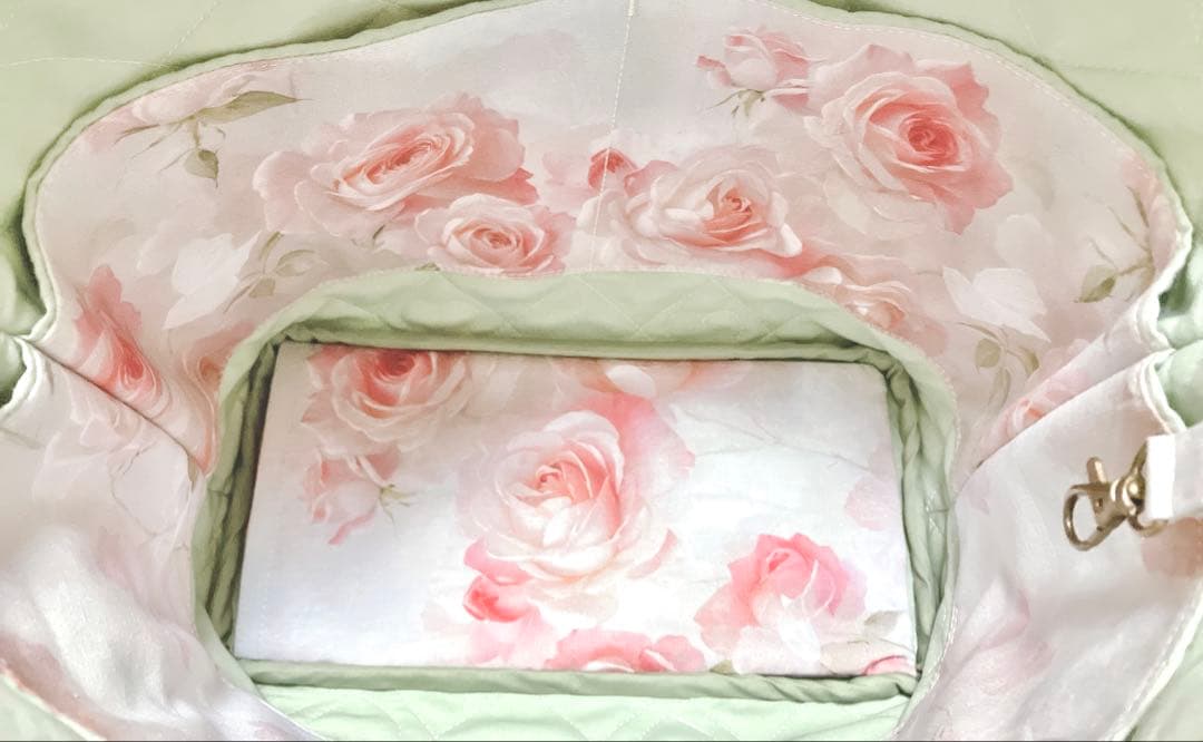 茶*々様 優雅な薔薇 パッチワークトートバッグ ヘキサゴン 手刺繍