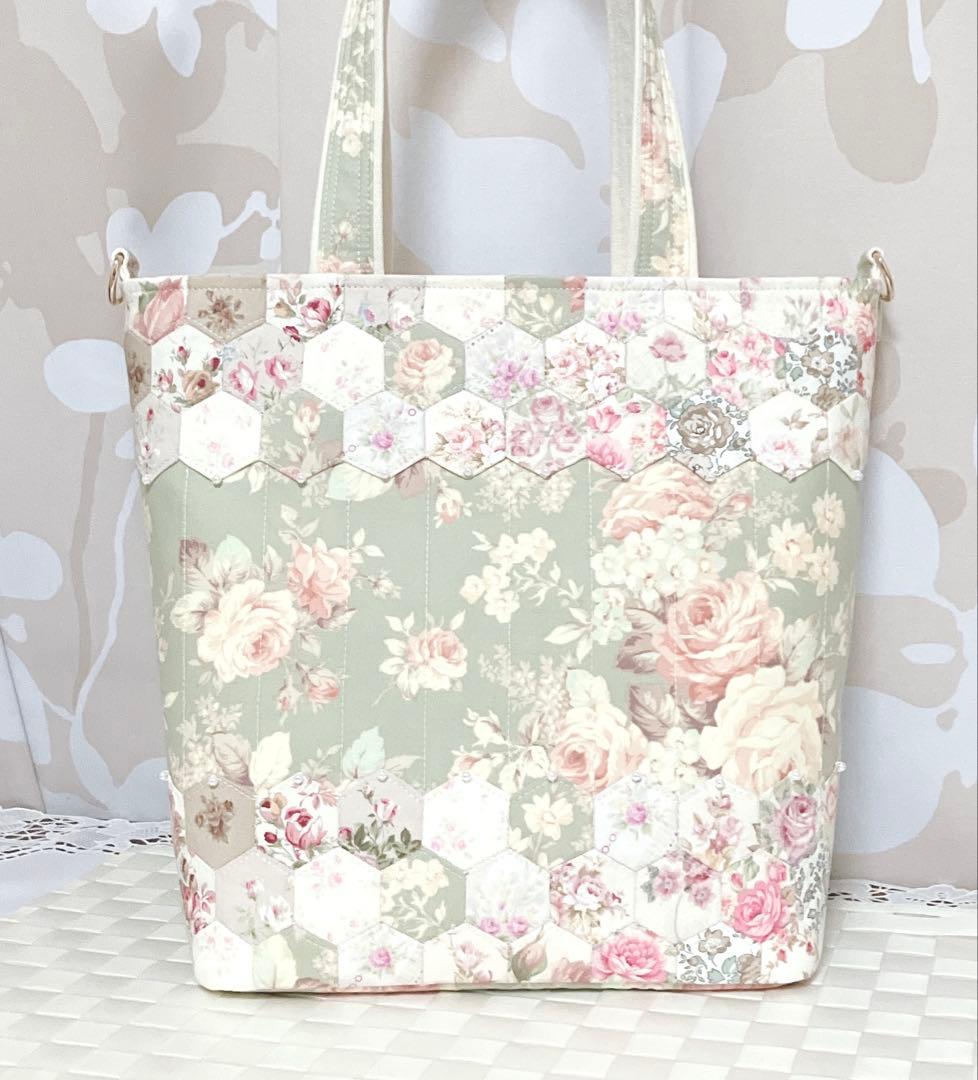 茶*々様 優雅な薔薇 パッチワークトートバッグ ヘキサゴン 手刺繍