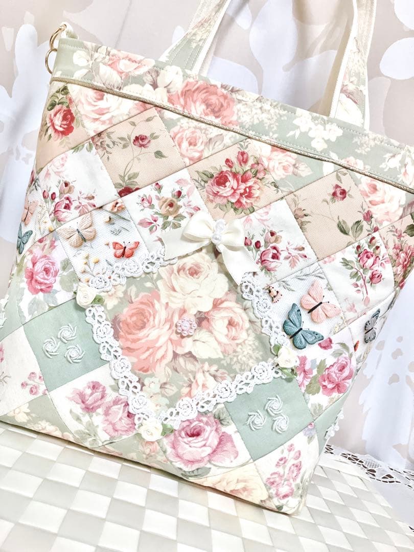 茶*々様 優雅な薔薇 パッチワークトートバッグ ヘキサゴン 手刺繍