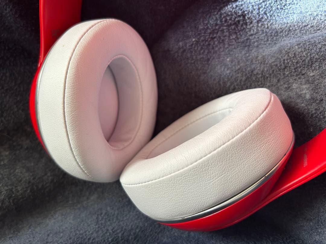 beats studio ワイヤレスヘッドホン　大幅値下げ！