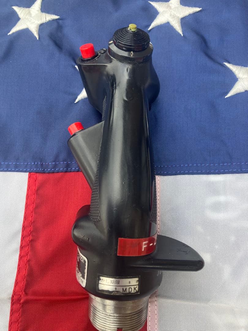 F-4操縦桿B-8A(実物)三菱電機82年6月製造