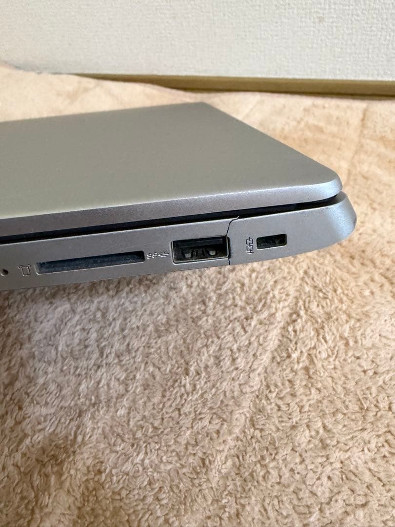 Lenovo IdeaPad 330S-15IKB ノートパソコンCORE i5