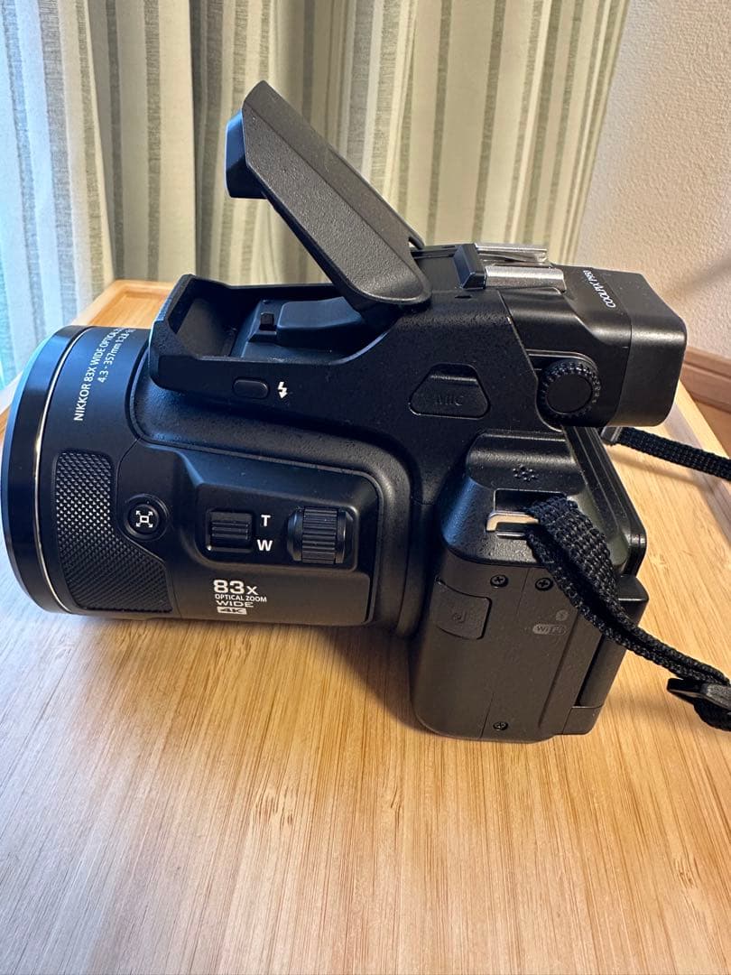 Nikon coolpix p950 ミラーレスカメラ 83倍ズーム