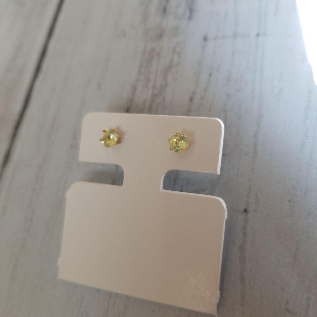 K18・パロットクリソベリル・ピアス