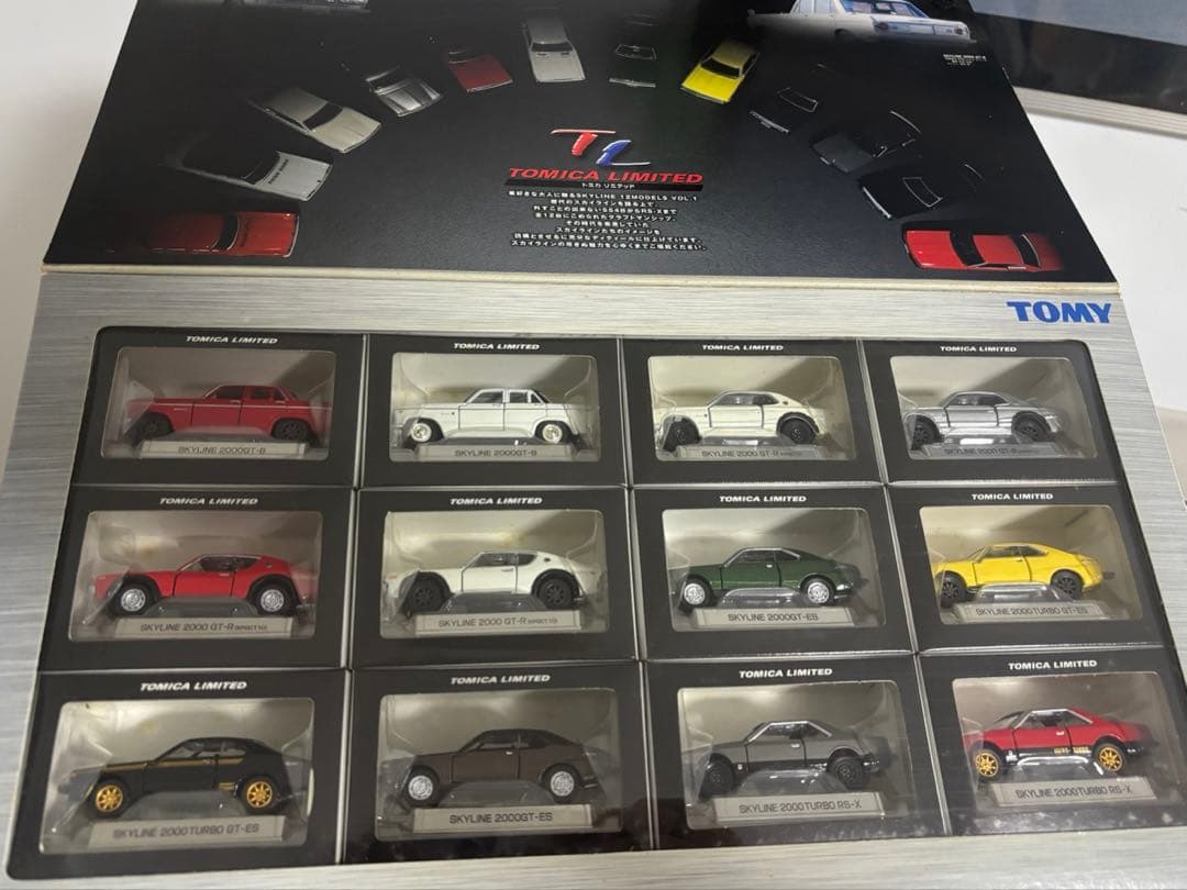 トミカ　リミテッド　NISSAN SKYLINE 12MODELS vol.1