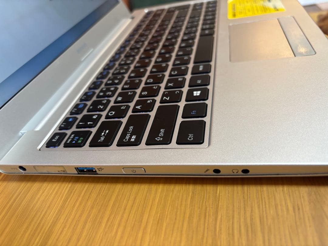 y*i様 mouseノートPC Core i5 第8世代/8GB/SSD256G
