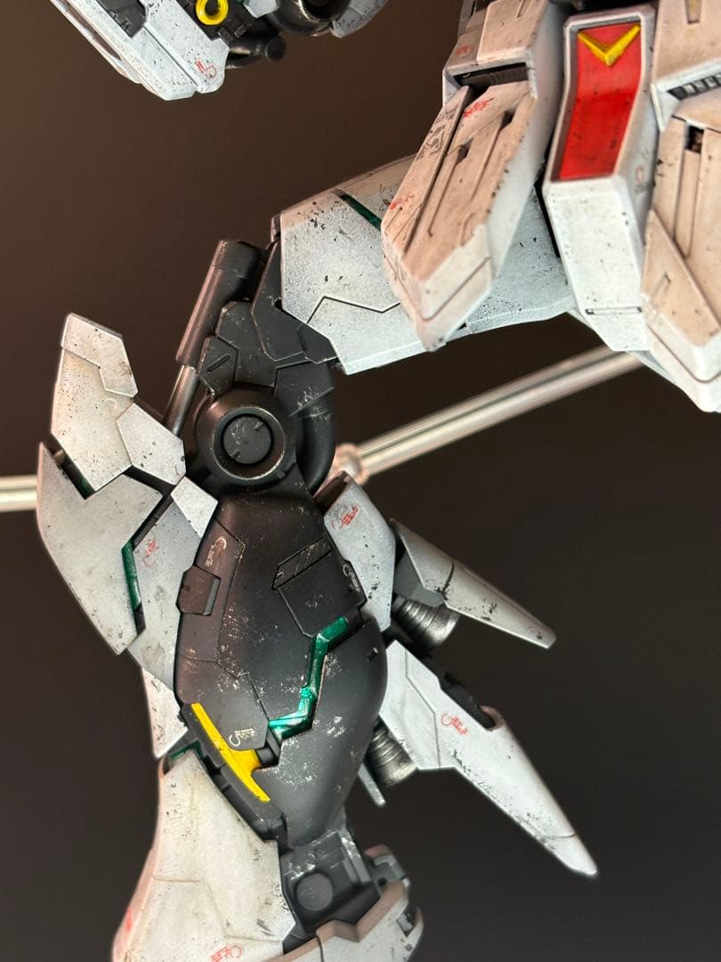 【塗装済】MG νガンダム Ver.Ka【完成品】