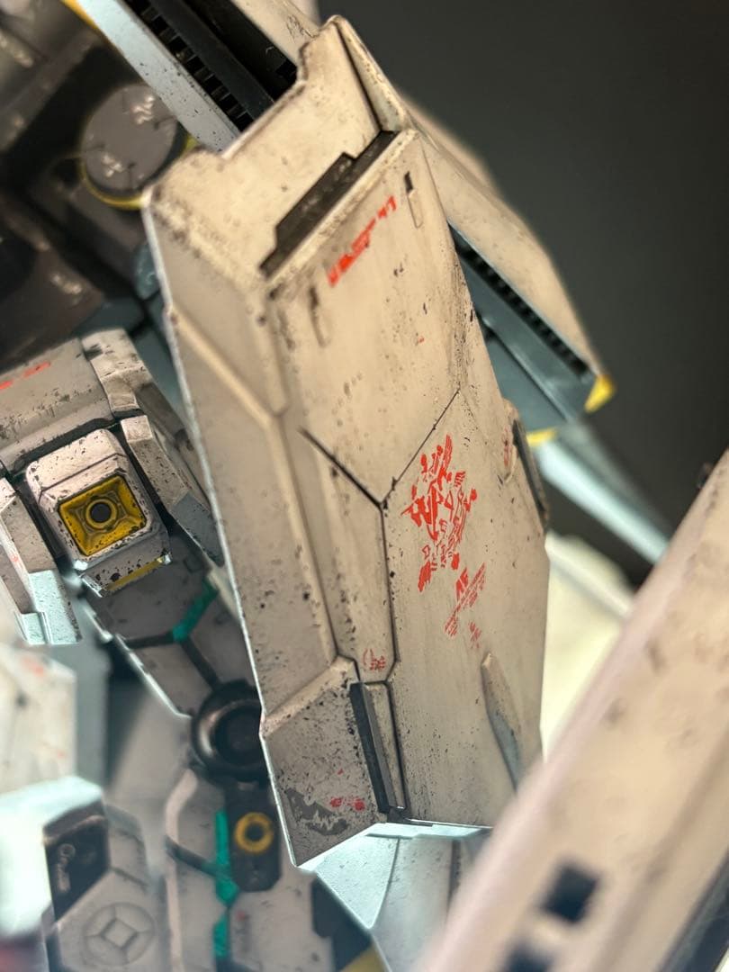 【塗装済】MG νガンダム Ver.Ka【完成品】