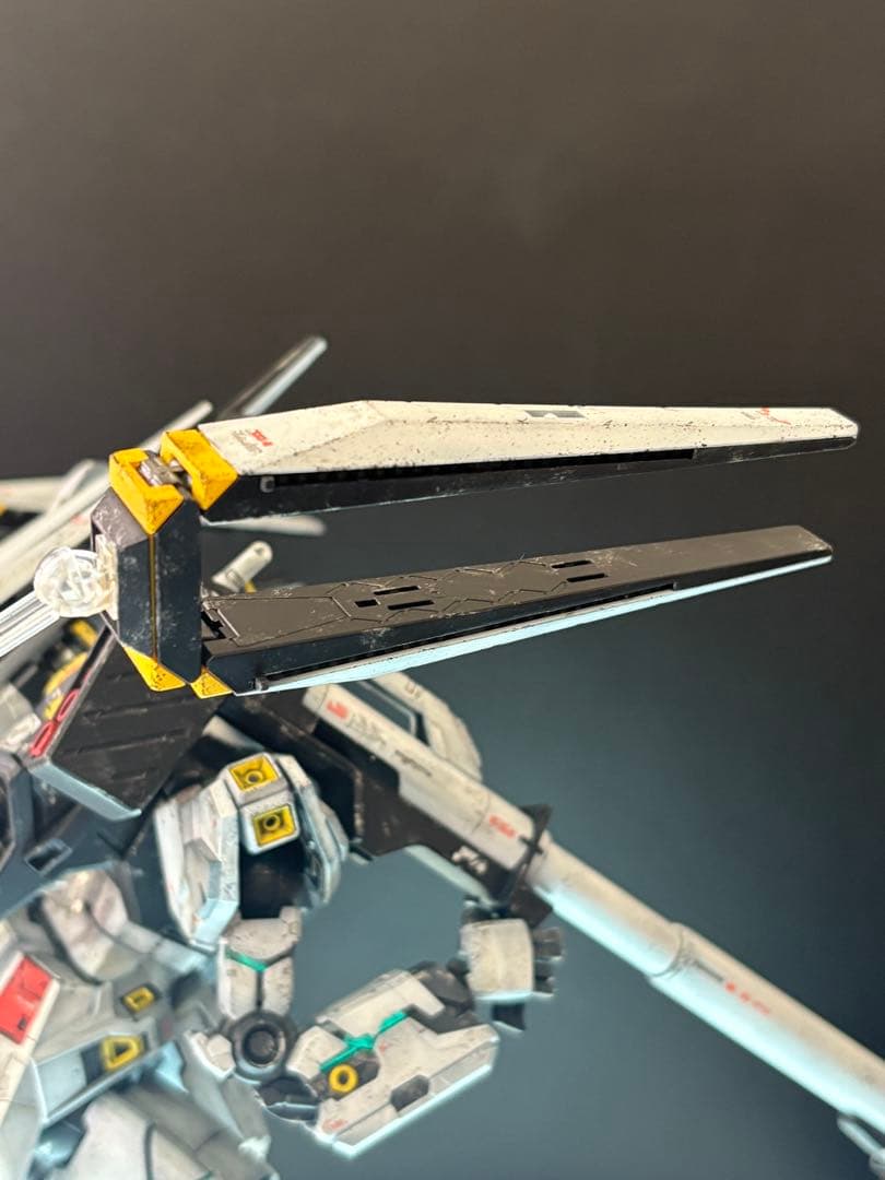【塗装済】MG νガンダム Ver.Ka【完成品】
