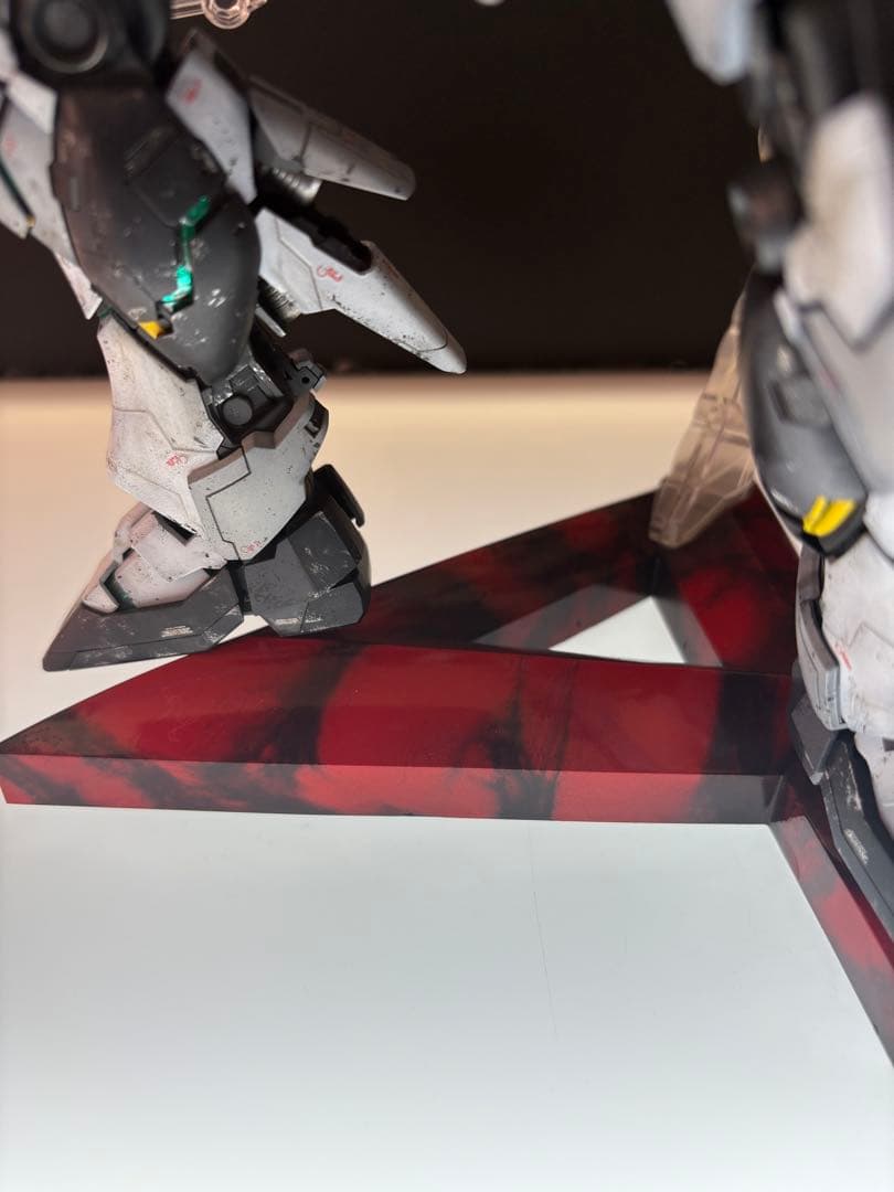 【塗装済】MG νガンダム Ver.Ka【完成品】