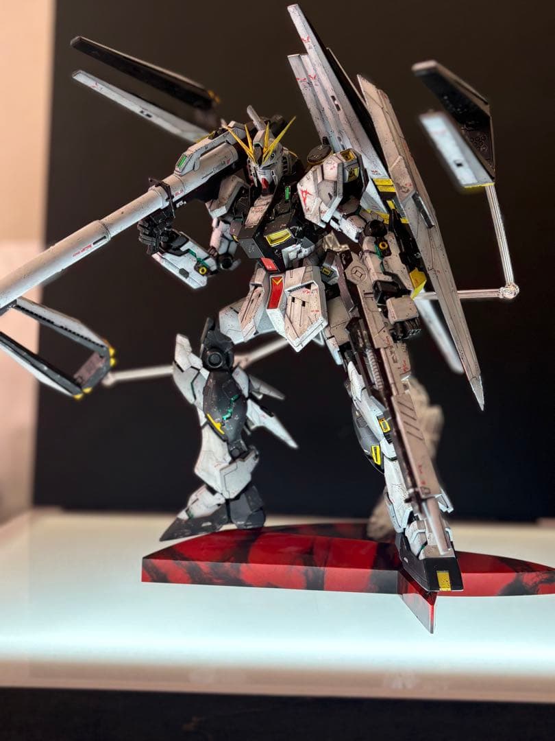 【塗装済】MG νガンダム Ver.Ka【完成品】