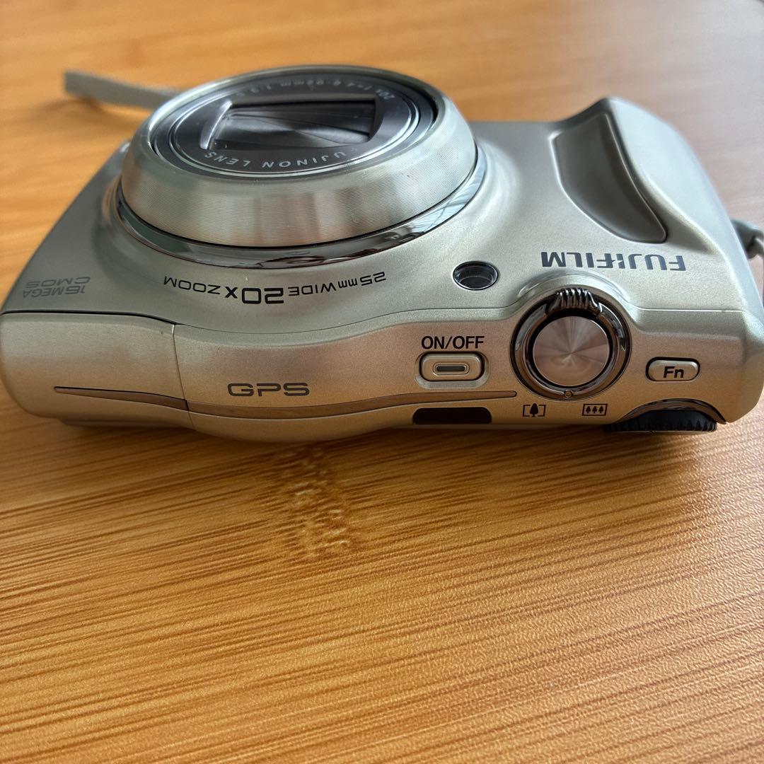 Fujifilm finepix F770EXR デジタルカメラ