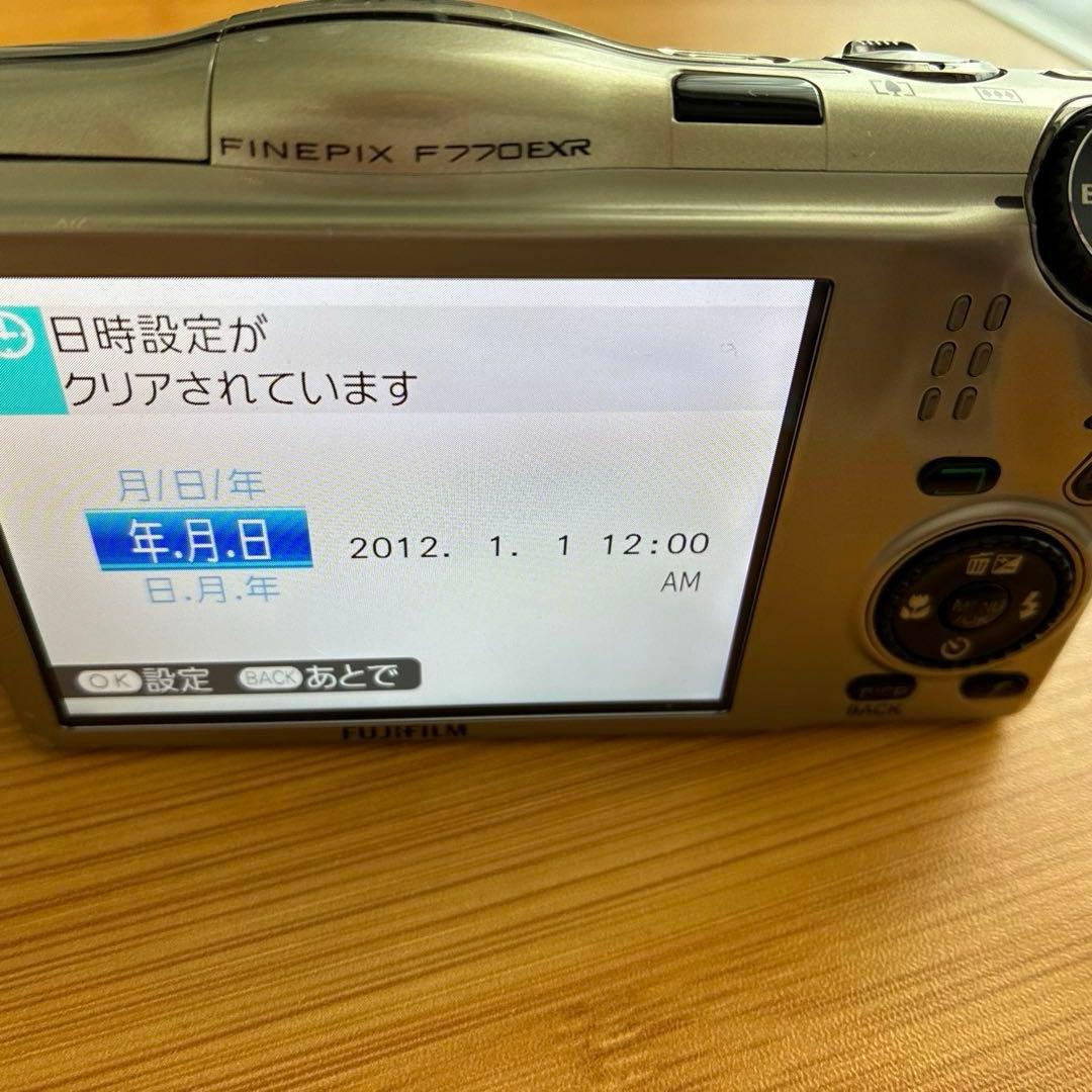 Fujifilm finepix F770EXR デジタルカメラ