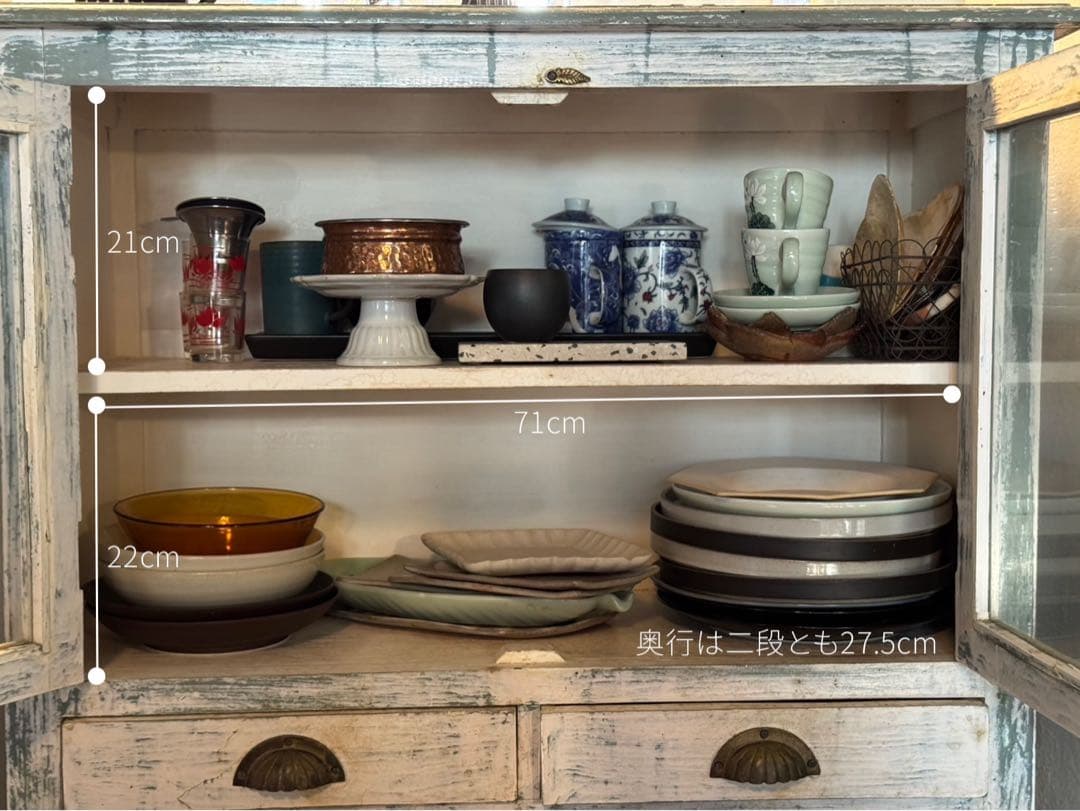 木製アンティーク風ラック ガラス扉付き