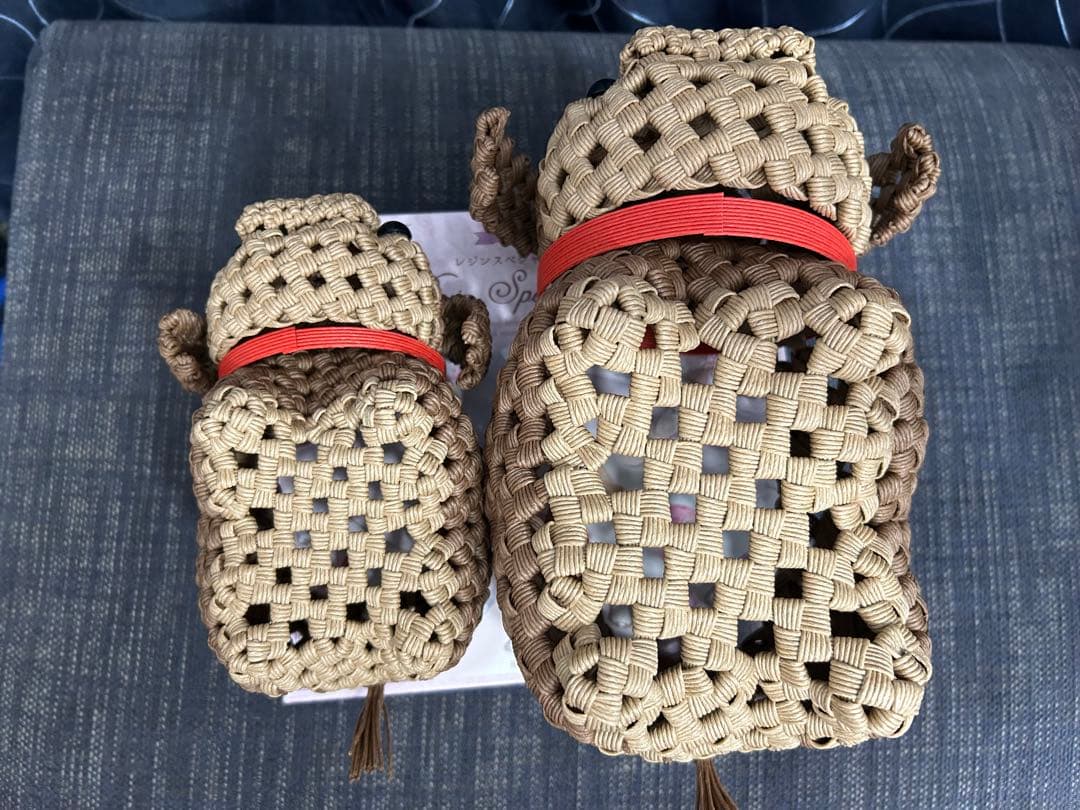 ちかこです。ダックス犬　エコクラフト クラフトバンド　小物入れ