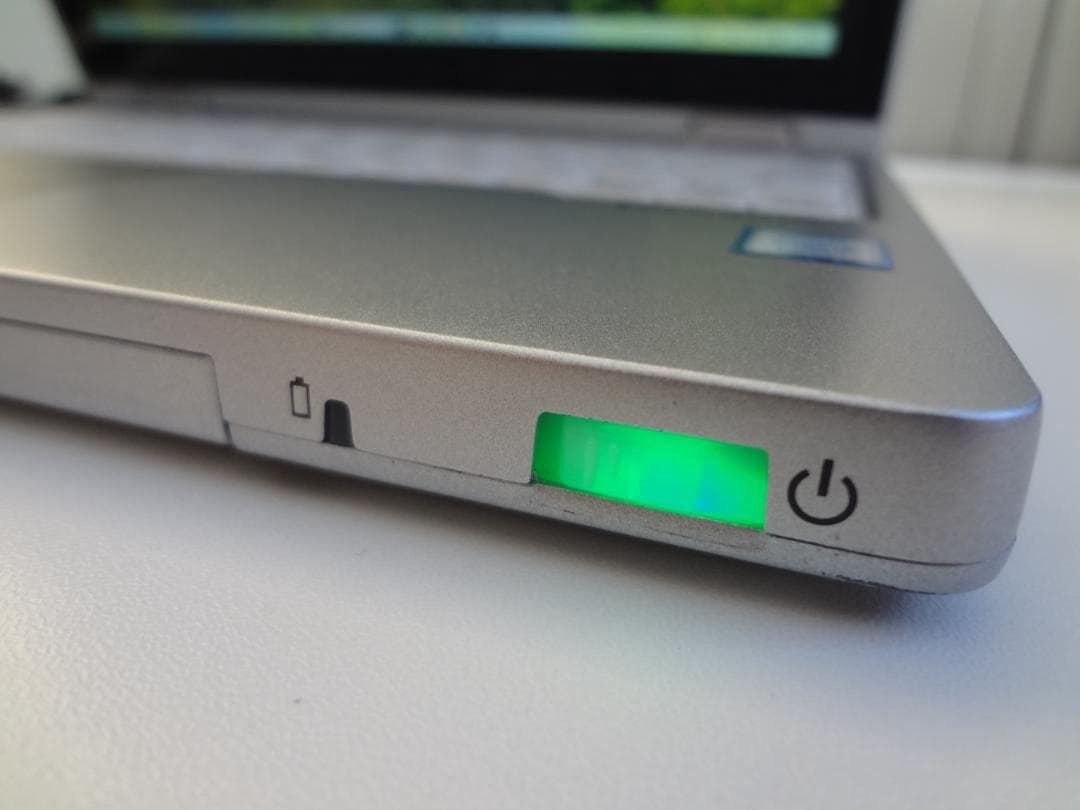 Let's note CF-RZ6 高解像度 SSD128(新品) MEM8
