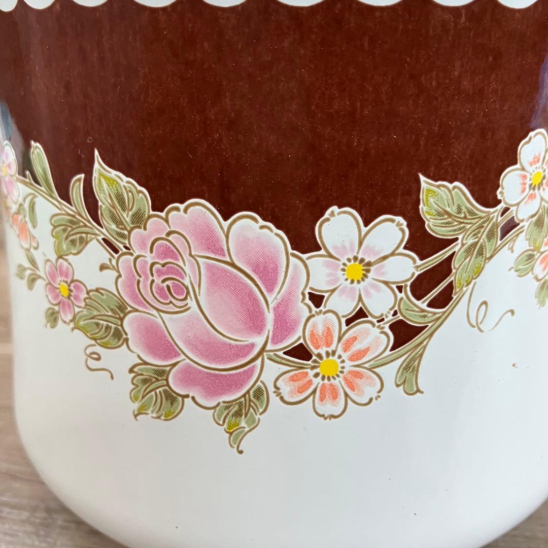 D-4 【昭和レトロ】花柄 ホーロー 蓋付きキャニスター 2個セット