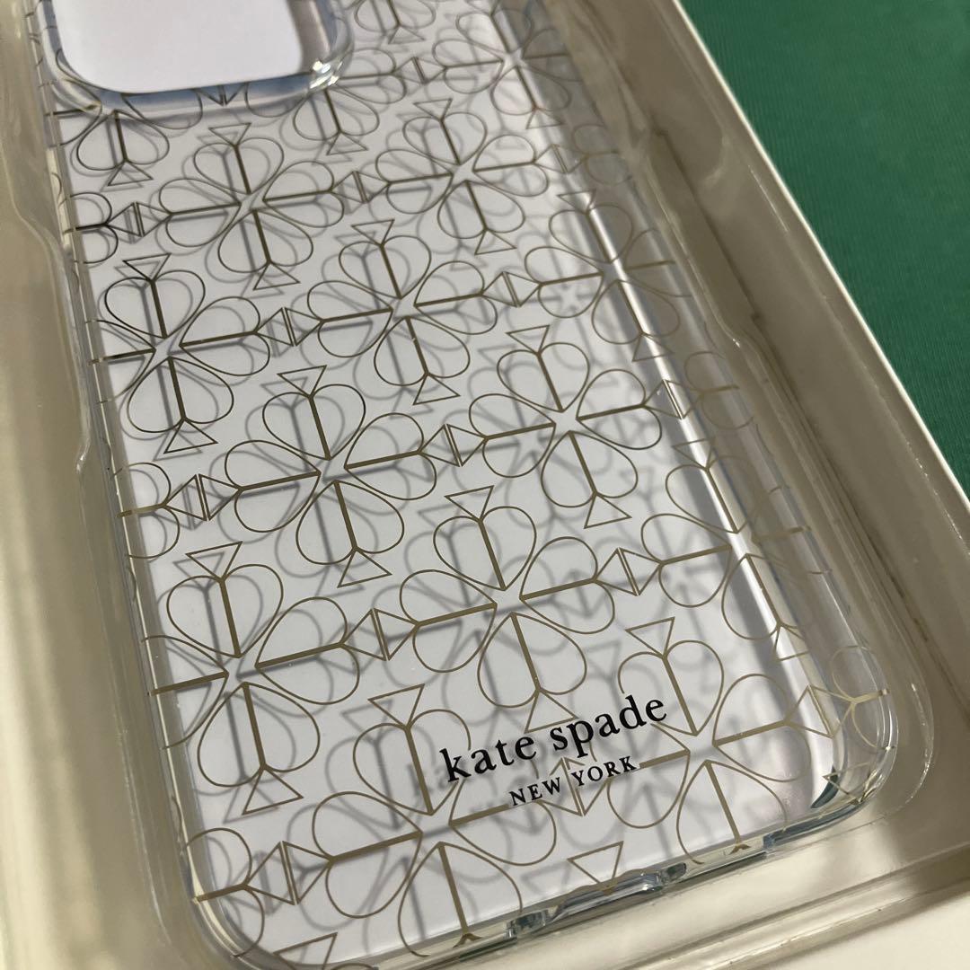 新品　未使用　ケイトスペード　iPhone15promax モノグラム　フラワー
