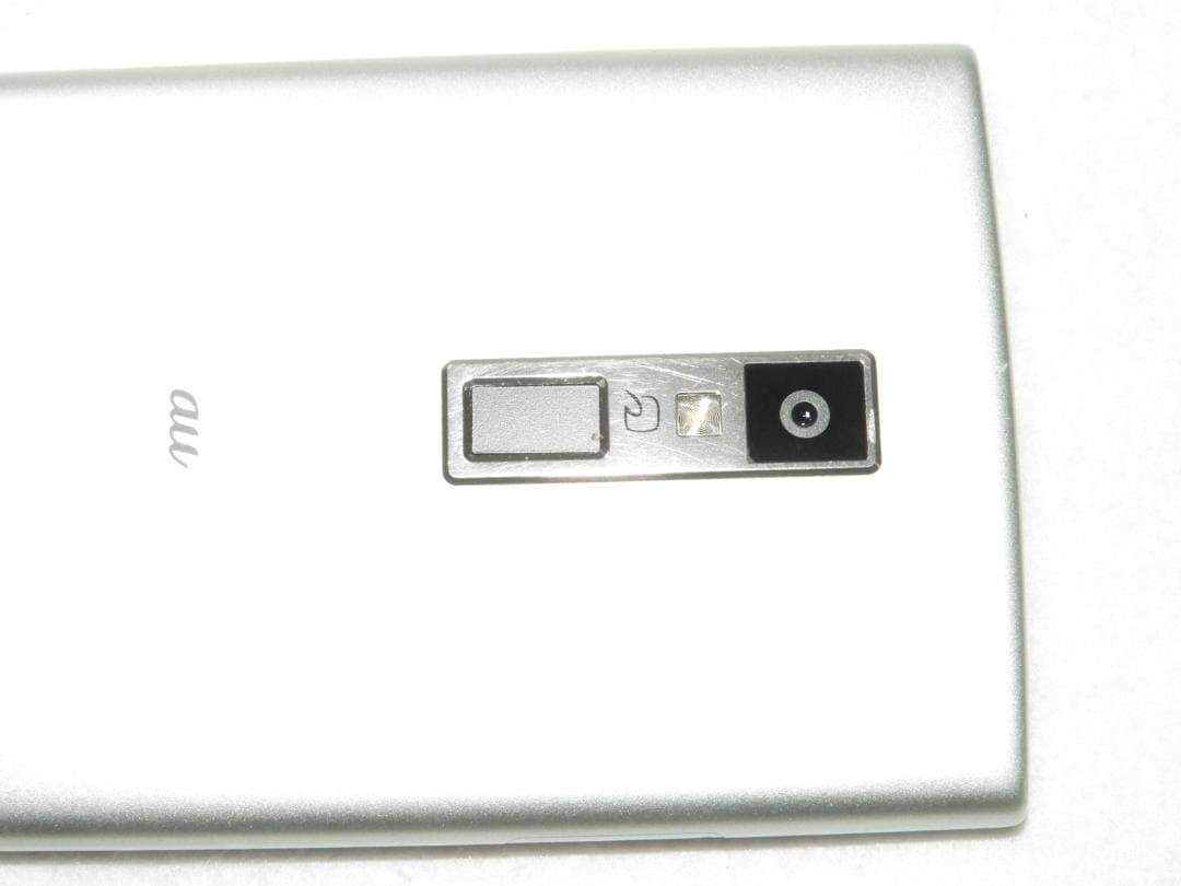 KYOCERA URBANO V04 KYV45 au SIMフリー