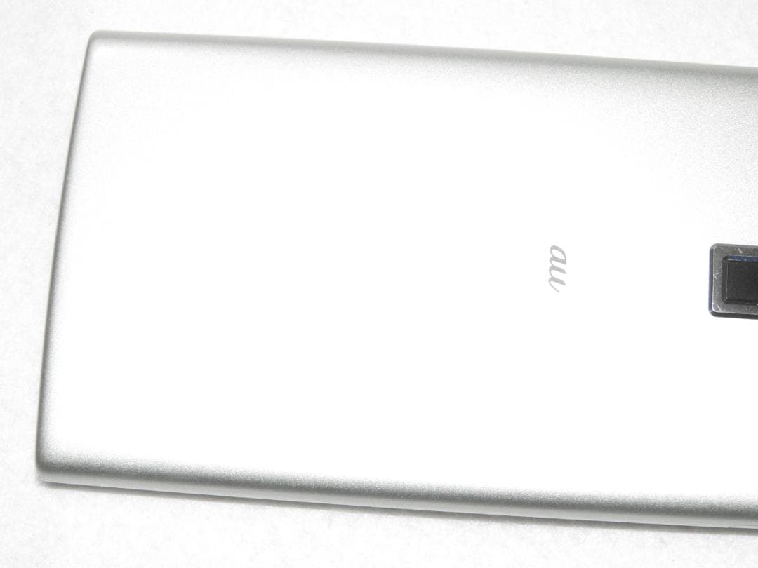 KYOCERA URBANO V04 KYV45 au SIMフリー