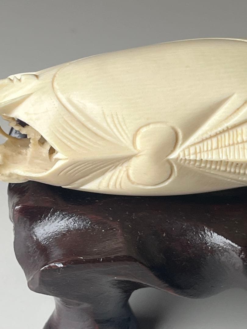 置物　台付　天然素材　魚　蛇　山水　人物　極細密　彫刻　傷有り