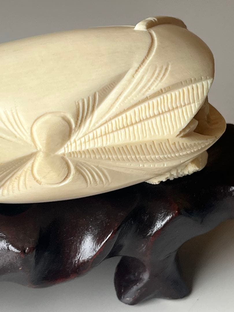 置物　台付　天然素材　魚　蛇　山水　人物　極細密　彫刻　傷有り