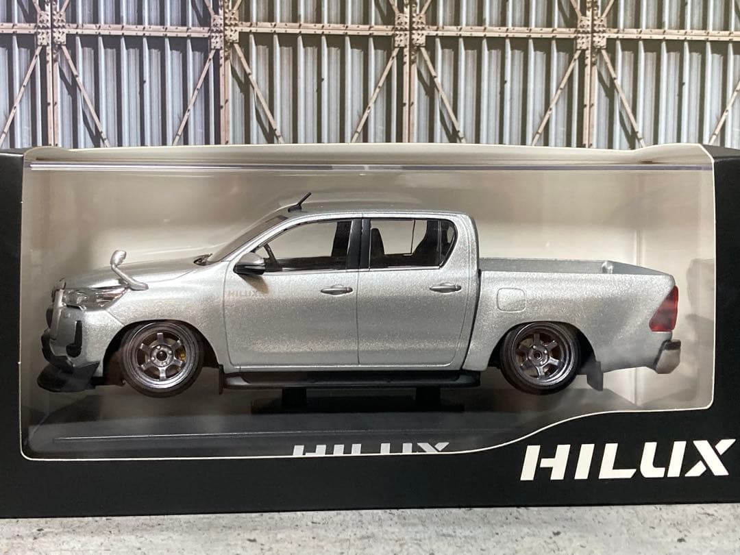 1/30 トヨタ ハイラックス（カスタム品）