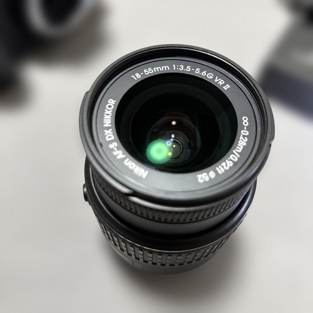 Nikon デジタル一眼レフカメラ AF-S DX NIKKOR 18-55mm