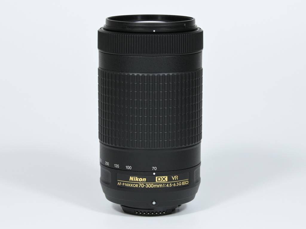 【超美品】 Nikon D5600 ダブルズームキット 《ショット数1111》