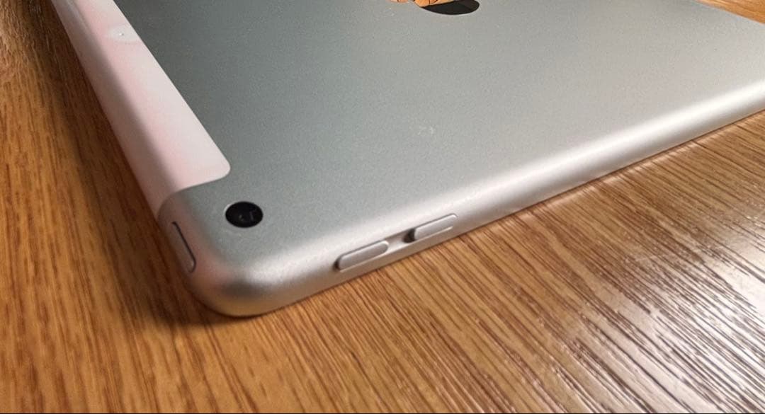iPad 第5世代 32GB Wi-Fi Cellular ジャンク品