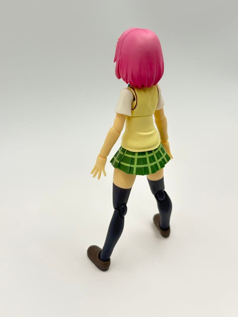 S.H.フィギュアーツ モモ・ベリア・デビルーク ToLOVEる 可動フィギュア