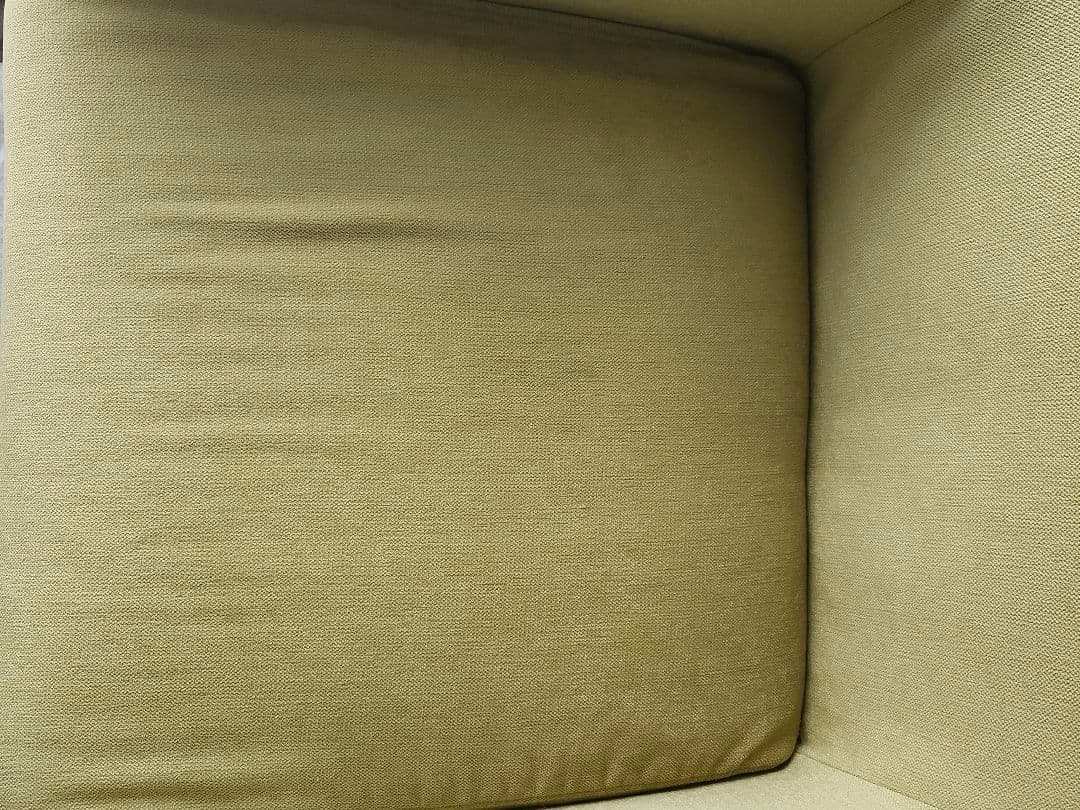 爽やか淡いライム色ソファピスタチオワンシータKEYUCAケユ黄緑グリーンパステル