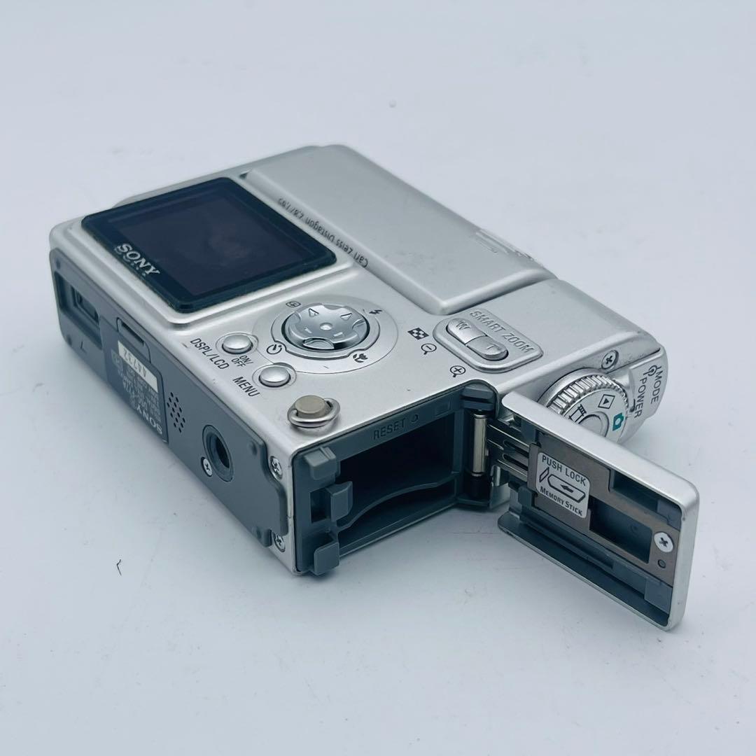 【動作確認済み】SONY CYBERSHOT DSC-F77Aバッテリーなし