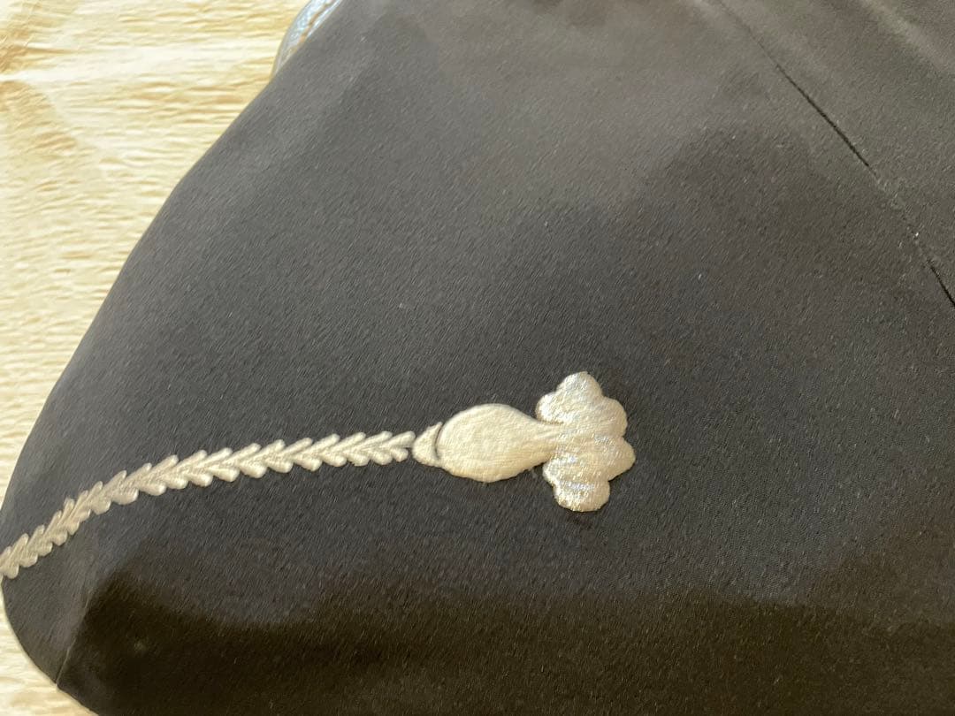 古布リメイクがま口バッグ　水鳥　刺繍