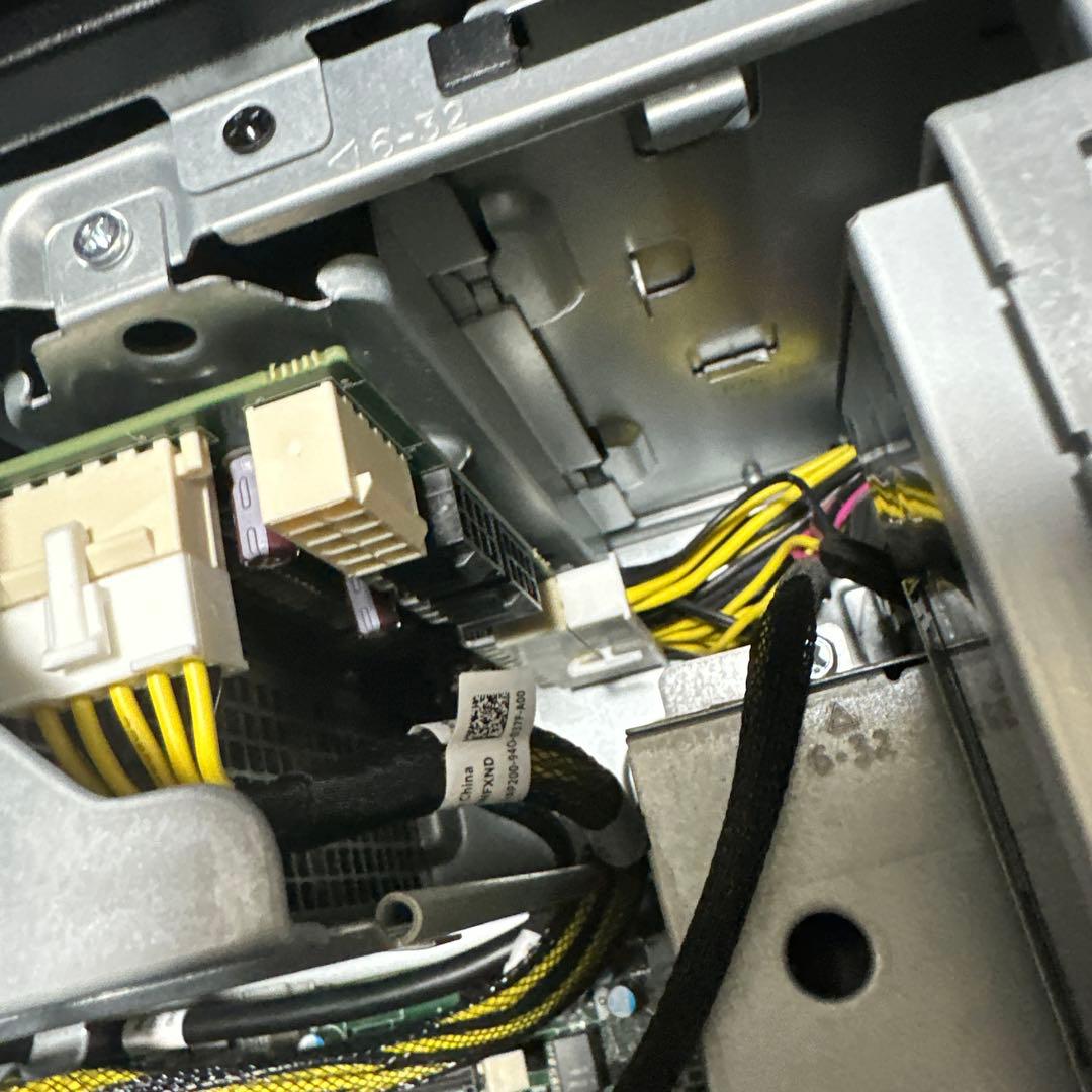 ワークステーション DELL Precision 5820 XEON W-2123