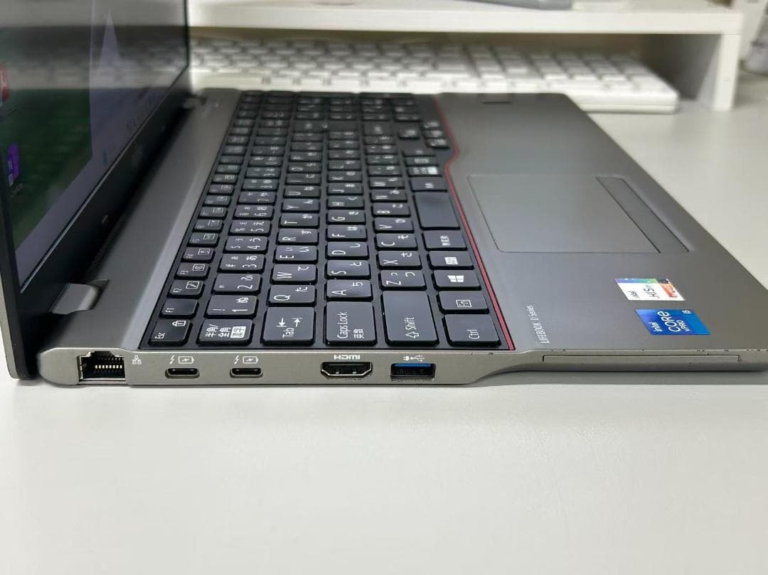富士通ノートPC Windows11 i5-11世代 SSD オフィス付き
