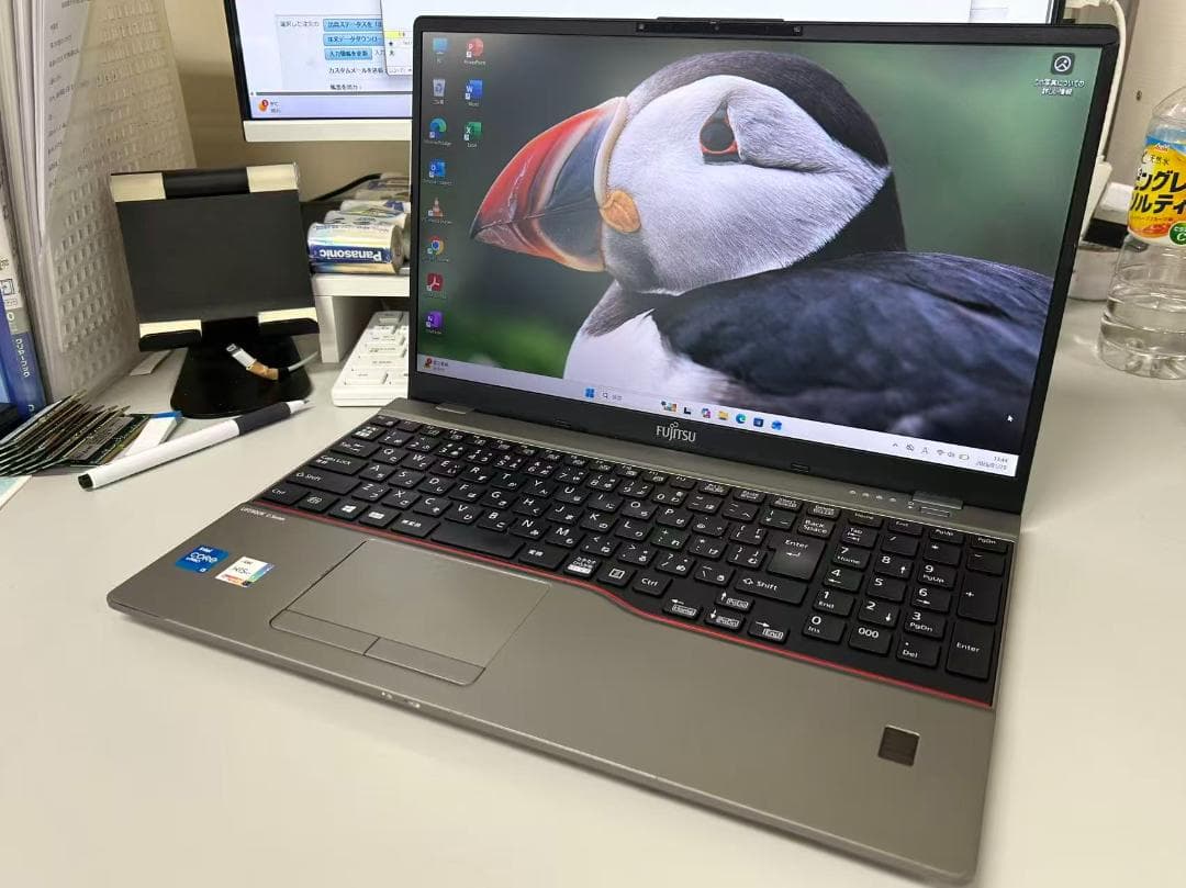富士通ノートPC Windows11 i5-11世代 SSD オフィス付き