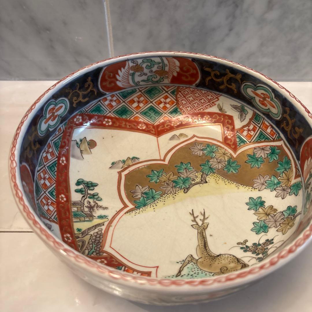 江戸後期 古伊万里 鹿が佇む姿や幾何学模様が芸術的な金彩ふんだんのボウル