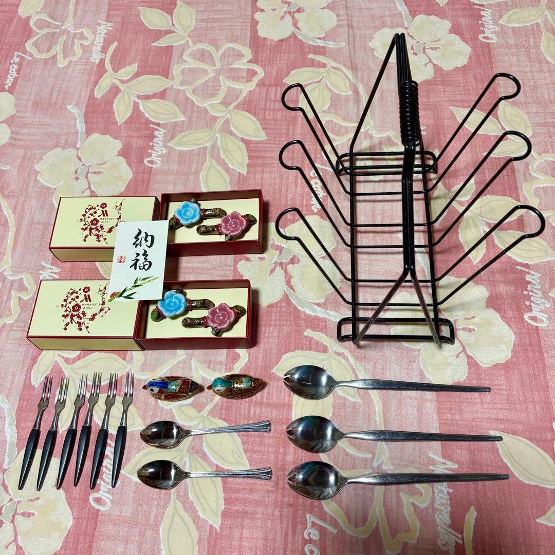 24点【GLOOMY チャックスGP◆腕グル〜ミ〜・玉】コップスタンド&工芸品