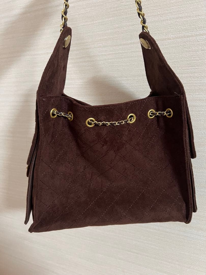 Chanel25 スエード キルティング ノベルティ ショルダーバッグ